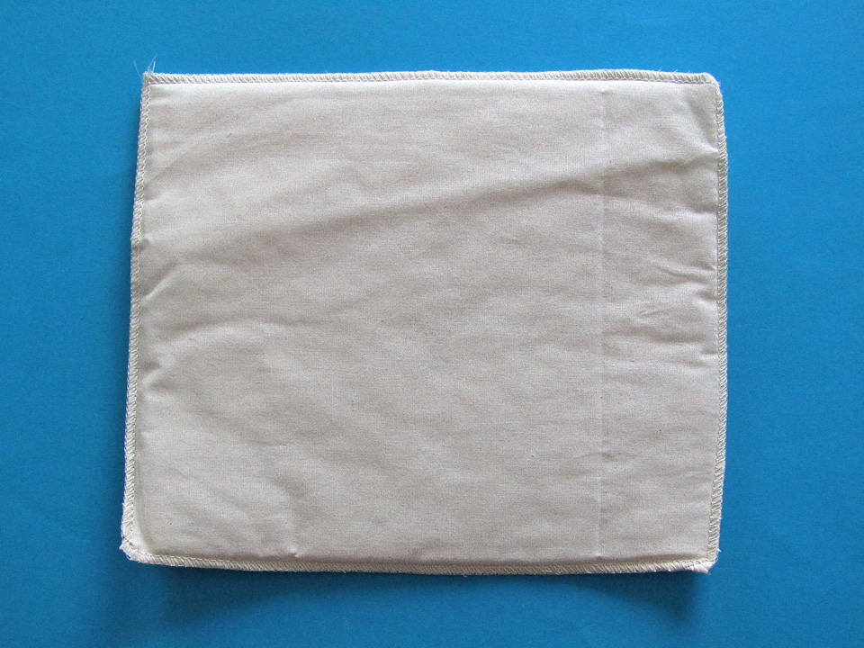 Kissen aus Vlies, Vlieskissen, 

Vliesstoffkissen